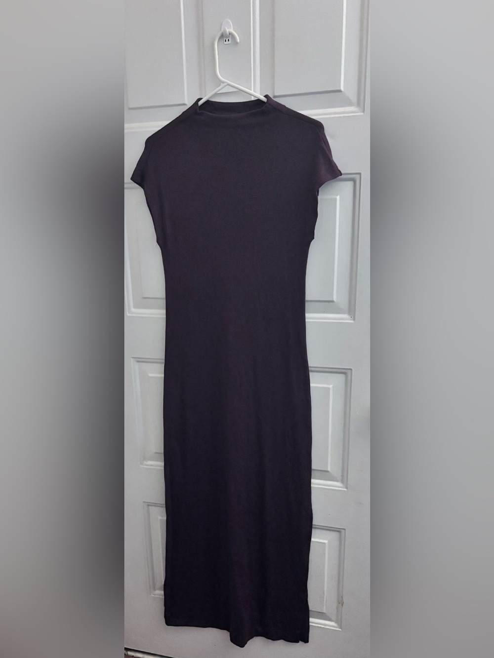 Lou & Grey Slim Cap-Sleeve Maxi Dress — Deep Brown PRICE FIRM!